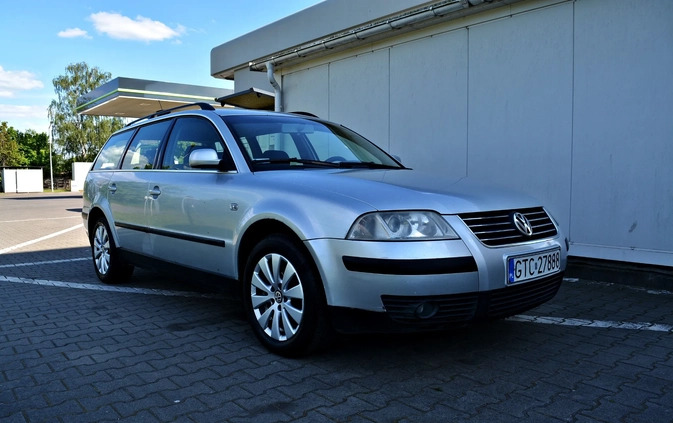 Volkswagen Passat cena 8900 przebieg: 301000, rok produkcji 2002 z Kalety małe 254